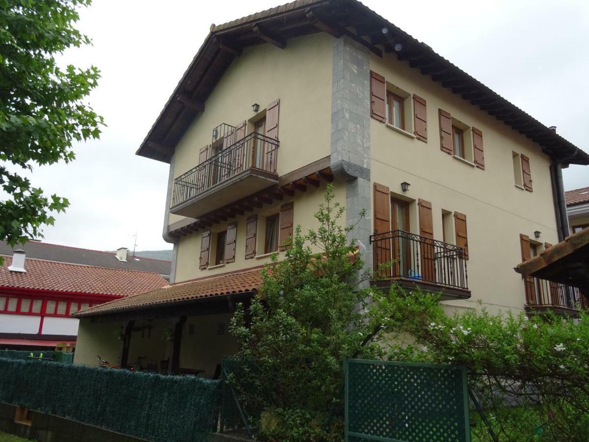 Apartamento Usuaia con jacuzzi Lesaka Exterior foto